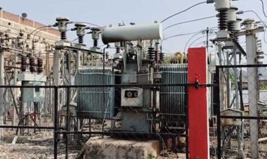 शेखपुरा में भीषण गर्मी से ट्रांसफॉर्मर हुए ओवरहीट, बिजली विभाग ने अपनाई वॉटर स्प्रिंकलिंग तकनीक