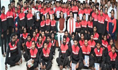 रायपुर : खूब पढ़ें और आगे बढ़ें, सरकार आपके साथ है- मुख्यमंत्री श्री साय