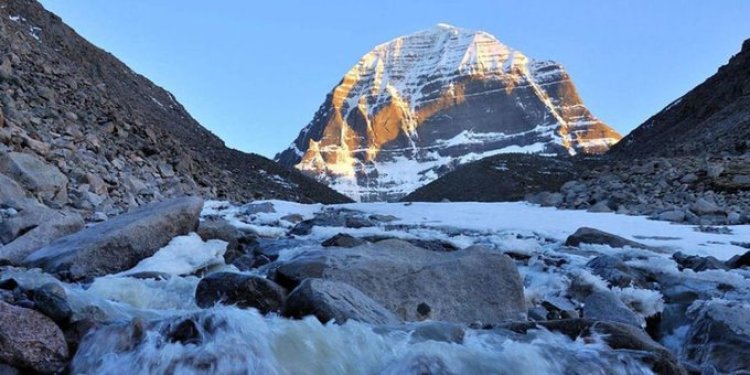 पांच साल बाद फिर शुरू हुई कैलाश मानसरोवर यात्रा, सिक्किम से रवाना हुआ पहला जत्था