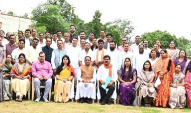 रायपुर : ग्रामीण विकास की रीढ़ की हड्डी हैं पंचायती राज संस्थाएं – मुख्यमंत्री श्री विष्णुदेव साय