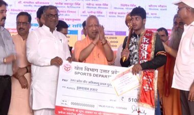 गोरखपुर में सीएम योगी ने कुश्ती विजेताओं को किया सम्मानित, बोले- गांव-गांव खेल मैदान बन रहे हैं