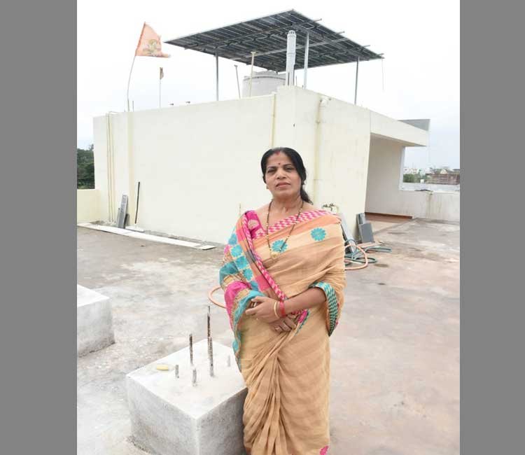 रायपुर : पीएम सूर्य घर मुफ्त बिजली योजना से रीता बनाफर ने पर्यावरण संरक्षण में दिया योगदान, बिजली बिल में भी मिली राहत