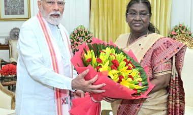 उपराष्ट्रपति चुनाव से पहले राष्ट्रपति से मिले प्रधानमंत्री मोदी