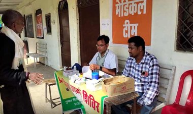 गंगा-यमुना का रौद्र रूप थमा, बाढ़ पीड़ितों को राहत की आस