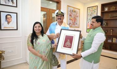 मुख्यमंत्री डॉ. यादव से एडमिरल श्री त्रिपाठी ने की सौजन्य भेंट