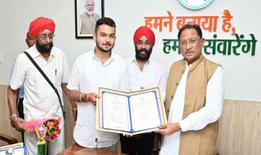 रायपुर : मुख्यमंत्री श्री विष्णु देव साय से राष्ट्रपति सम्मान से सम्मानित देवाशीष और मनतृप्त कौर ने की सौजन्य मुलाकात