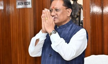 रायपुर : मुख्यमंत्री श्री विष्णु देव साय ने सूरजपुर जिले में 211 करोड़ से अधिक के विकास कार्यों का लोकार्पण-भूमिपूजन