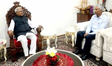 राज्यपाल श्री मंगुभाई पटेल से मुख्य सचिव श्री अनुराग जैन ने की सौजन्य भेंट