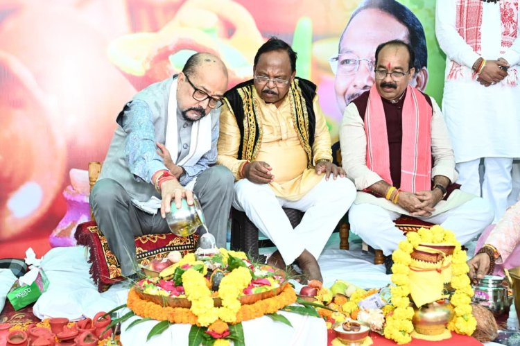 रायपुर : राज्यपाल श्री डेका पोला पर्व उत्सव में हुए शामिल