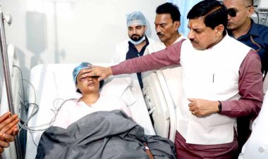 इंदौर ट्रक हादसे पर सीएम डॉ. मोहन का कड़ा रुख, पुलिस उपायुक्त ट्रैफिक सहित कई लापरवाह अधिकारी-कर्मचारी पर गिरी गाज, मृतकों के परिजनों को 4-4 लाख की आर्थिक मदद