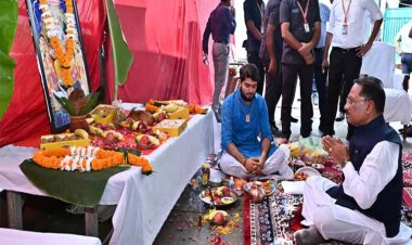 रायपुर : श्रम की सार्थकता और सृजन की भावना को समाज में प्रतिष्ठित करने का श्रेय भगवान विश्वकर्मा को - मुख्यमंत्री विष्णु देव साय