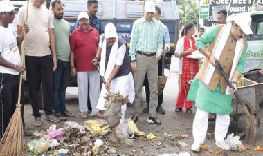 पटना में स्वच्छता ही सेवा अभियान, पीएम मोदी को समर्पित