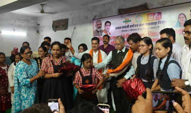 रायपुर : केंद्रीय राज्य मंत्री श्री तोखन साहू ने तिफरा में किया सेवा पखवाड़ा का शुभारंभ