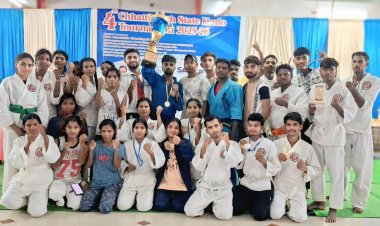 रायपुर : राज्य स्तरीय कूड़ो प्रतियोगिता में खिलाड़ियों को मिला स्वर्ण पदक