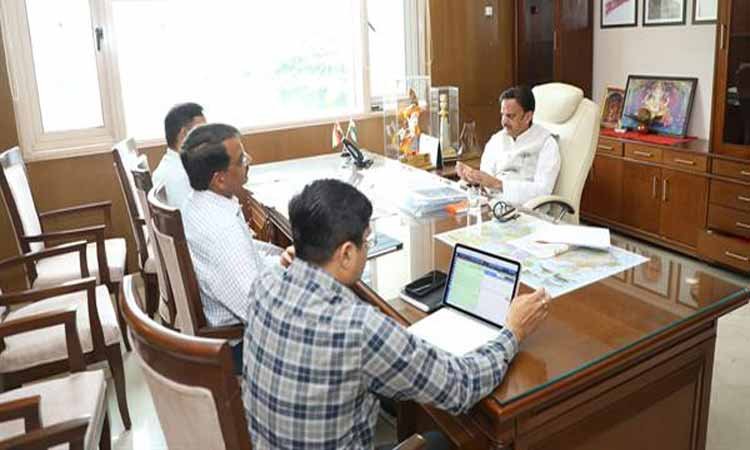 गुणवत्तापूर्ण स्वास्थ्य सेवा और चिकित्सा शिक्षा के ढांचे को सुदृढ़ बनाना सरकार की सर्वोच्च प्राथमिकता : उप मुख्यमंत्री श्री शुक्ल