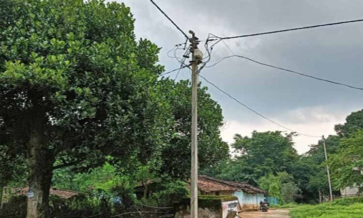 रायपुर : मुख्यमंत्री श्री विष्णुदेव साय ने दी 58 लाख की स्वीकृति, जशपुर के 13 गांवों में बिखरेगी रौशनी