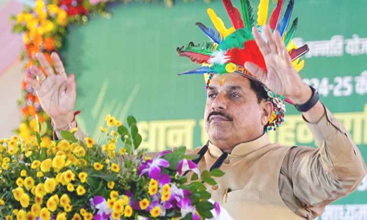 'गौ-हत्या की सोच भी..,' कांग्रेस के आरोप पर सीएम डॉ. मोहन ने किया जबरदस्त पलटवार, सुनाई करपात्री महाराज की कहानी