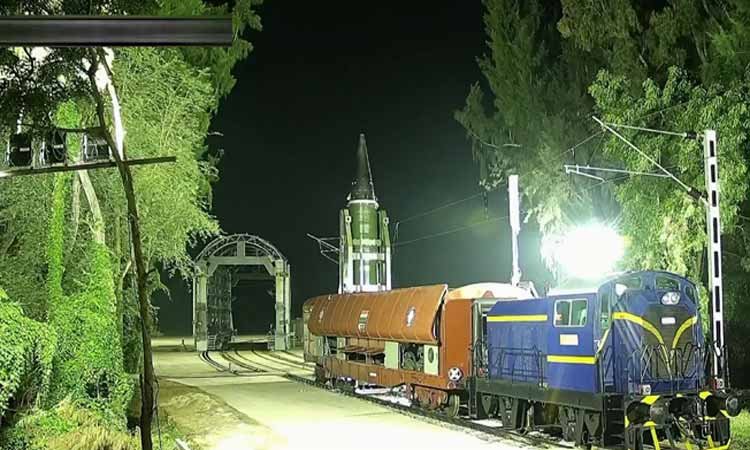 रेल आधारित मोबाइल लांचर से अग्नि-प्राइम मिसाइल का सफल परीक्षण, भारत ने रचा नया रक्षा इतिहास