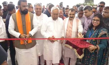 नीतीश कुमार ने पटना मेट्रो के पहले चरण का उद्घाटन कर आम जनता को समर्पित किया