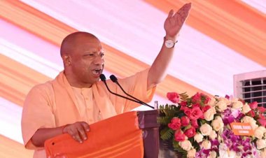 जालौन में सीएम योगी ने 305 परियोजनाओं का शुभारंभ किया