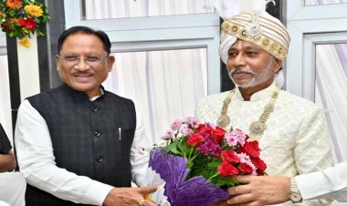 रायपुर : मुख्यमंत्री श्री साय गुरु खुशवंत साहेब के गृहप्रवेश कार्यक्रम में हुए शामिल