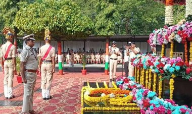 इंदौर में पुलिस स्मृति दिवस परेड आयोजित, शहीदों को दी गई श्रद्धांजलि