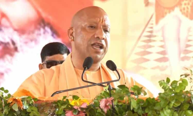 सीएम योगी ने कहा: शांति और सौहार्द की राह सनातन धर्म से ही जाती है