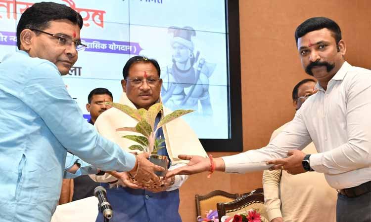 रायपुर : जनजातीय नायकों की विरासत को सहेजना हमारी सामूहिक जिम्मेदारी है — मुख्यमंत्री श्री विष्णु देव साय