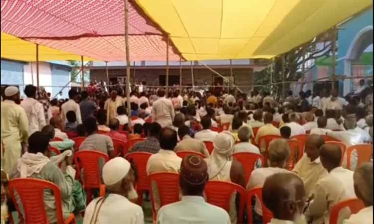 कांग्रेस में टिकट बंटवारे पर घमासान: अफाक आलम ने प्रदेश अध्यक्ष और नेताओं पर लगाए करोड़ों के सौदे के आरोप