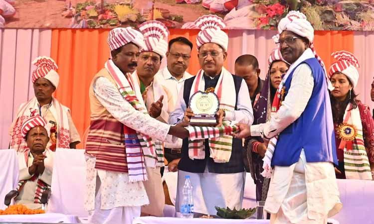 रायपुर : करमा महोत्सव हमारी प्राचीन और गौरवशाली परंपरा का प्रतीक: मुख्यमंत्री श्री विष्णुदेव साय