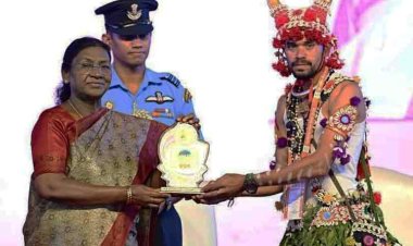 रायपुर : लोक कला महोत्सव में लिंगों घोटुल मांदरी नृत्य दल प्रथम कोण्डागांव जिले का बढ़ाया मान