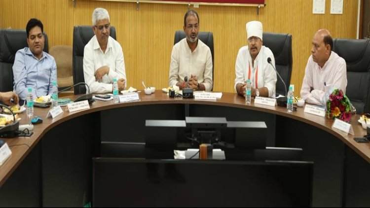 हवाई अड्डे की तर्ज पर 22 करोड़ की लागत से विकसित होगा सागर रेलवे स्टेशन - सांसद श्री राजबहादुर सिंह