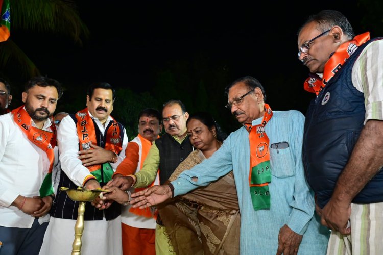 लोकसभा चुनाव के प्रदेश प्रभारी श्री महेंद्र सिंह ने किया भोपाल दक्षिण पश्चिम क्षेत्र में किया लोकससभा चुनाव कार्यालय का उद्घाटन