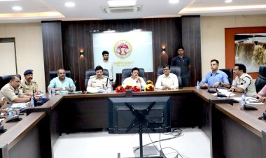 कोरेक्स तथा अन्य नशीले पदार्थों की रोकथाम के लिए सघन जाँच करें - उप मुख्यमंत्री श्री शुक्ल