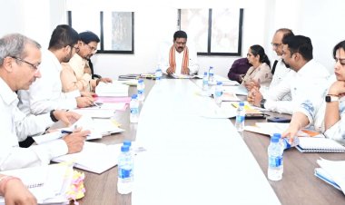 रायपुर : छत्तीसगढ़ में महिलाओं की सुरक्षा के लिए खुलेंगे महिला पिंक थाने : उप मुख्यमंत्री श्री विजय शर्मा