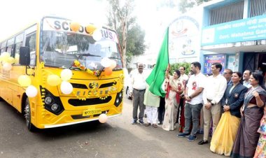 सीएम राईज महात्मा गांधी स्कूल भेल में स्मार्ट क्लास के साथ स्वीमिंग पूल