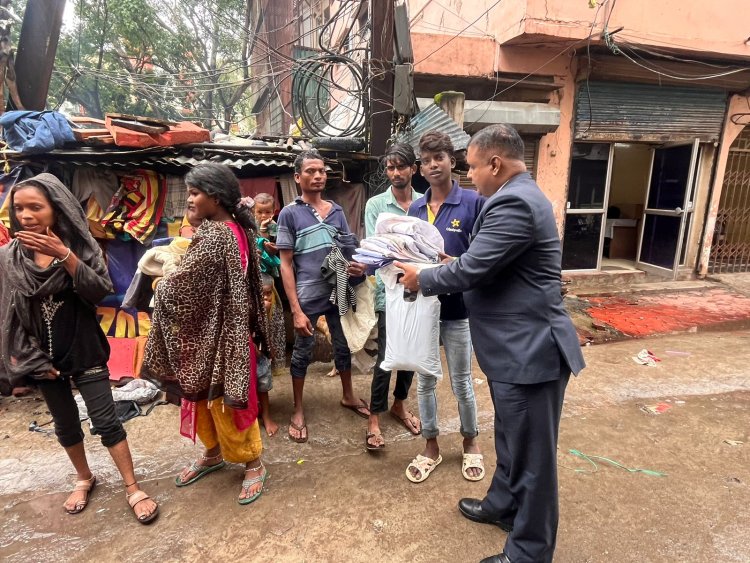 कोर्टयार्ड बाय मैरियट, भोपाल के कर्मचारियों ने गरीबों के लिए वस्त्र वितरण किया