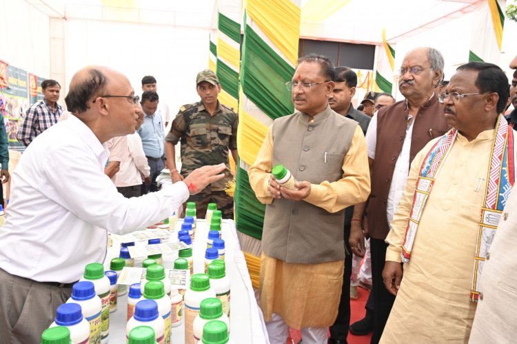 रायपुर : गौ-आधारित जैविक एवं प्राकृतिक खेती खोलेगी किसानों के लिए खुशहाली का रास्ता : मुख्यमंत्री विष्णु देव साय