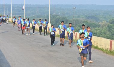 रायपुर : हाफ मैराथन के ज़रिये , जल बचाने की क़वायद में लोग दिखा रहे उत्साह