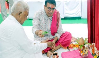 राज्यपाल श्री पटेल ने राजभवन मंदिर पुनर्निर्माण कार्य का किया शिलान्यास