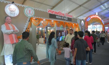 रायपुर : राज्योत्सव 2024 : सहकार से समृद्धि थीम पर बनी प्रदर्शनी में मिल रही उपयोगी जानकारी