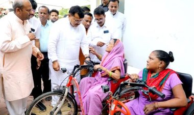 नर सेवा ही नारायण सेवा के मूलमंत्र को साकार कर रही है सरकार : ऊर्जा मंत्री श्री तोमर