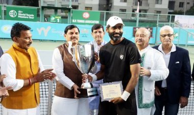 मुख्यमंत्री डॉ. यादव ने टेनिस खिलाड़ियों को किया पुरस्कृत