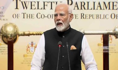 विश्व के समक्ष आगे बढ़ने के लिए सबसे सशक्त मंत्र है - लोकतंत्र प्रथम, मानवता प्रथम: पीएम मोदी