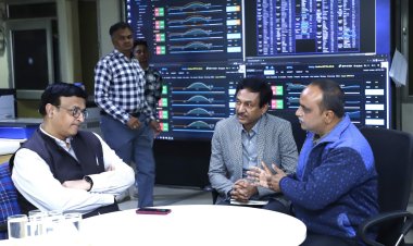 एसीएस श्री मंडलोई ने लिया लोड डिस्पैच सेंटर की कार्यप्रणाली का जायज़ा