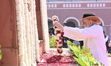 रायपुर : केंद्रीय गृह मंत्री श्री अमित शाह ने शहीद जवानों को दी श्रद्धांजलि