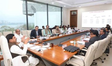 पेसा कानून के समस्त दावों का समय-सीमा में करें निराकरण - मुख्यमंत्री डॉ. यादव