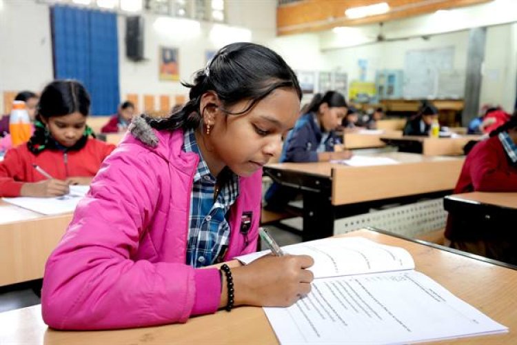 परख राष्ट्रीय उपलब्धि सर्वेक्षण में शामिल हुए मध्यप्रदेश के विद्यार्थी