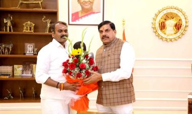 मुख्यमंत्री डॉ. यादव से केन्द्रीय राज्य मंत्री श्री एल. मुरूगन और श्री आठवले ने की भेंट