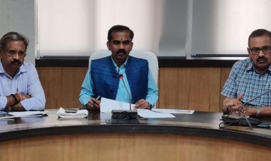 रायपुर : ई - रिक्शा एवं ऑटो के कारण उत्पन्न यातायात समस्याओं एवं उनके समाधान पर परिवहन सचिव ने ली वर्चुअल बैठक